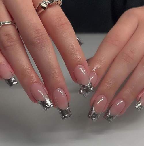 Frotter dans la conception des ongles 2023: photo d'une nouvelle manucure