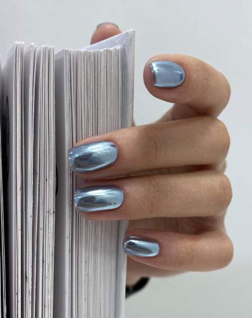 Frotter dans la conception des ongles 2023: photo d'une nouvelle manucure