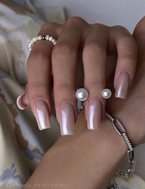 Frotter dans la conception des ongles 2023: photo d'une nouvelle manucure