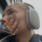 Frotter dans la conception des ongles