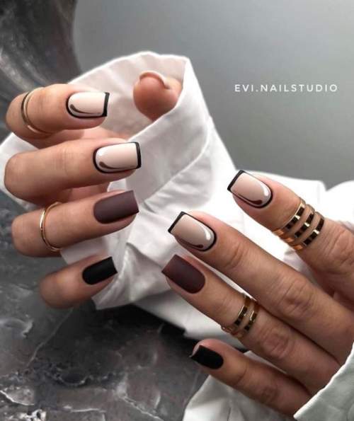 Effet dessin animé sur les ongles courts