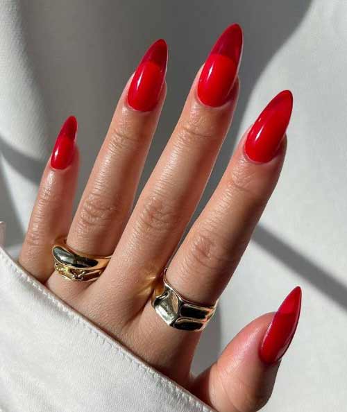 Veste translucide rouge