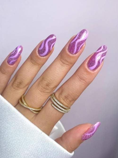 100 idées manucure pour le 14 février : une photo avec un nouveau design