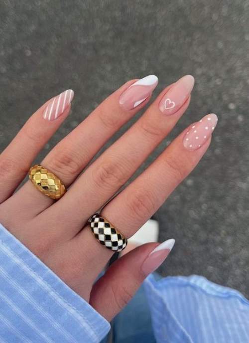 100 idées manucure pour le 14 février : une photo avec un nouveau design