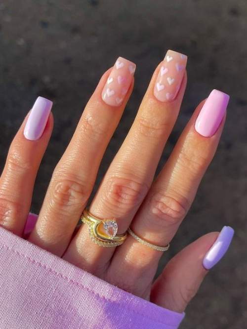 100 idées manucure pour le 14 février : une photo avec un nouveau design