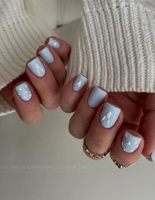 100 idées manucure pour le 14 février : une photo avec un nouveau design