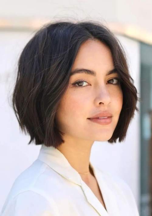 Cascade moderne 2023 pour cheveux courts: photo