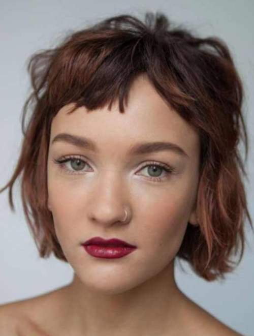 Cascade moderne 2023 pour cheveux courts: photo