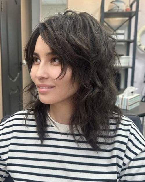 Cascade moderne 2023 pour cheveux courts: photo