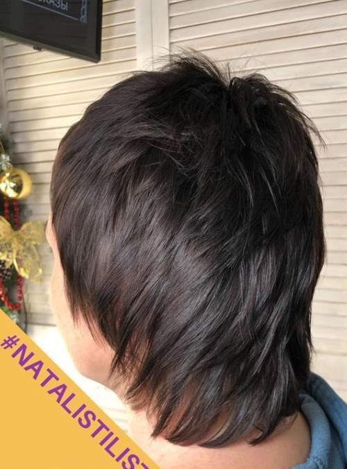 Cascade moderne 2023 pour cheveux courts: photo