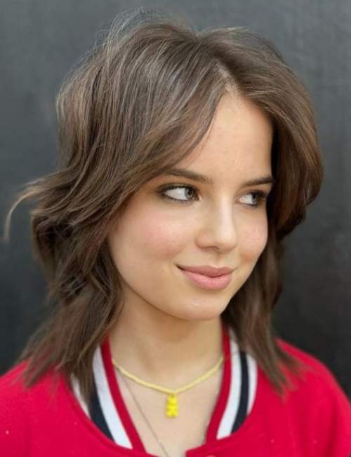 Cascade moderne 2023 pour cheveux courts: photo