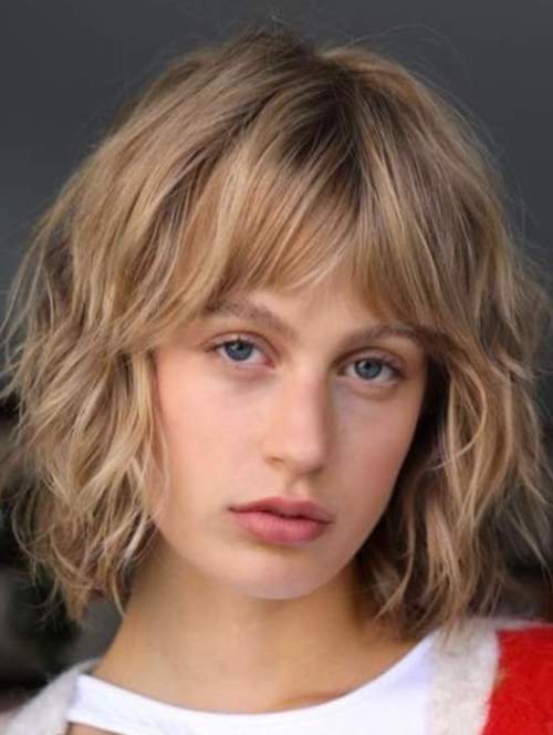 Coupes de cheveux mi-longues pour femmes: les types les plus en vogue, photo 2023