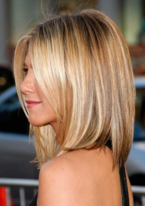 Coupes de cheveux mi-longues pour femmes: les types les plus en vogue, photo 2023
