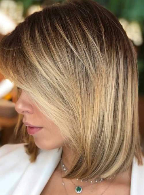 Coupes de cheveux mi-longues pour femmes: les types les plus en vogue, photo 2023