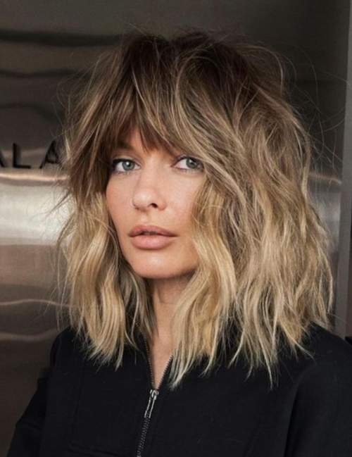 Coupes de cheveux mi-longues pour femmes: les types les plus en vogue, photo 2023