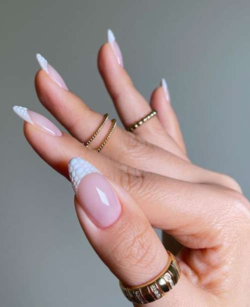 French manucure blanche