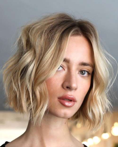 Coupes de cheveux volumétriques pour différentes longueurs de cheveux