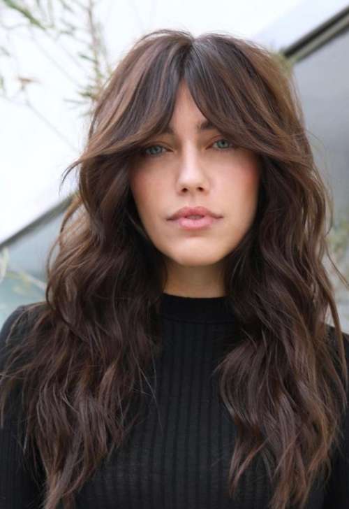 Rideau à frange volumineuse à la mode