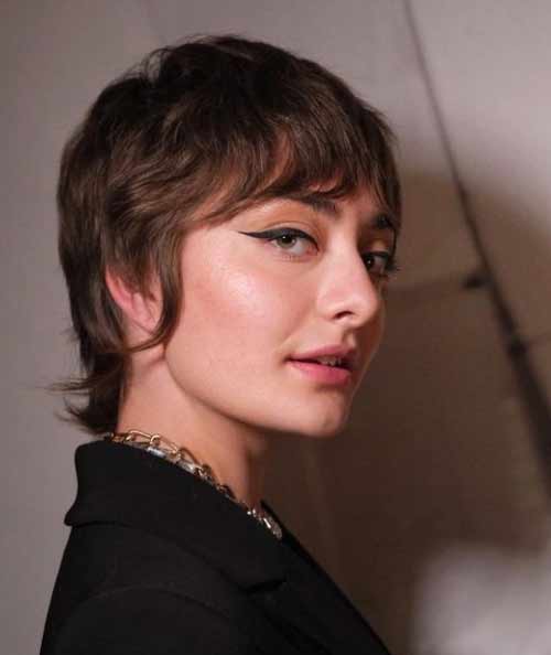 Cheveux longs dans le dos