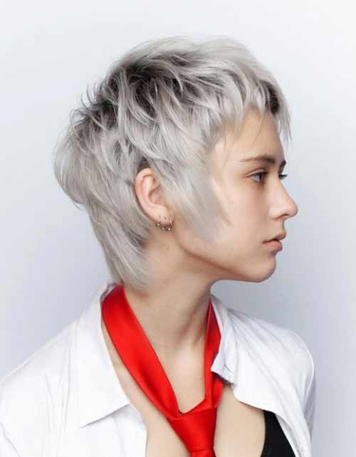 Une coupe de cheveux