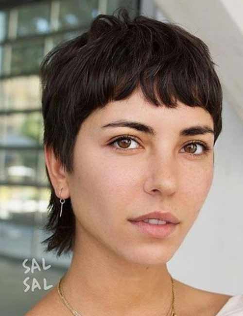 Long lutin 2023 - forme de coupe de cheveux à la mode "mixé"