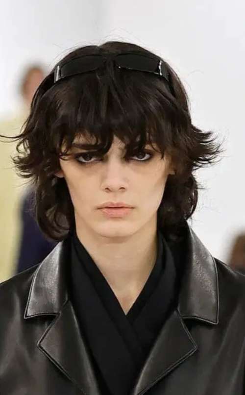 mode coupe de cheveux de loup