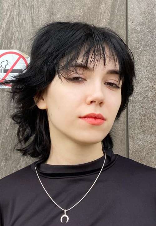 Coupe de cheveux courte longue