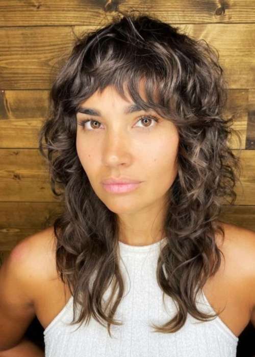 Coupe de cheveux épais louveteau