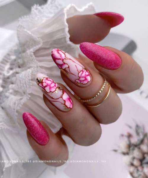 Manucure printanière élégante