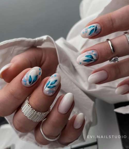 Manucure printanière élégante