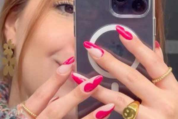 Manucure élégante pour le printemps