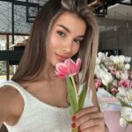 Manucure printanière élégante