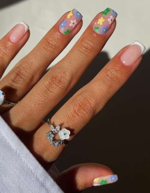 Dessins au pastel manucure printanière