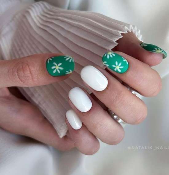 Manucure d'été élégante