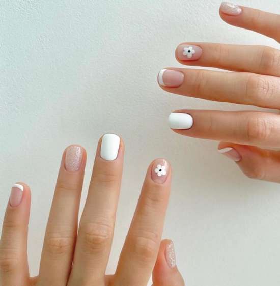 Conception d'ongles courts d'été