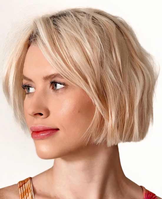Coupe de cheveux bob pour femme