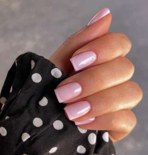 Français avec une base rose