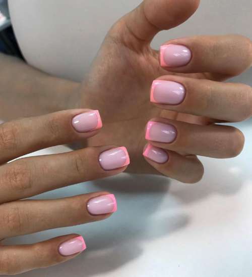 bouts d'ongles roses