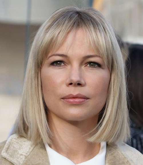 Frange légère dans une séparation droite