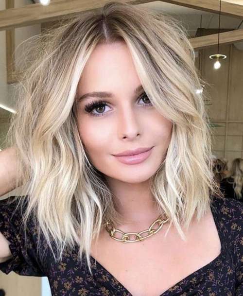 Caret allongé: photos de belles coupes de cheveux 2023