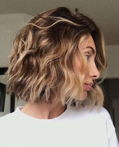 La mode des cheveux bouclés