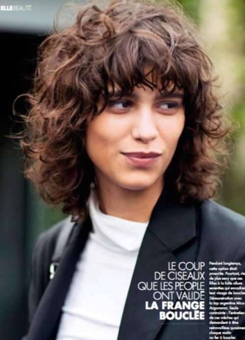 Cascade bouclée courte